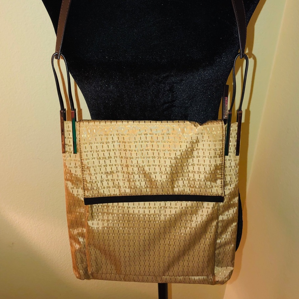 LA PAGAYO Gold Signature Nylon/Leather Crossbody - Picture 4 of 7